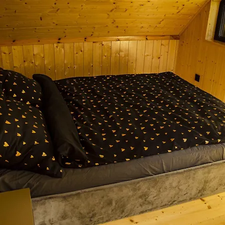 بيت للعطل Dom Na Krancu Lasu Ostrowy nad Oksza