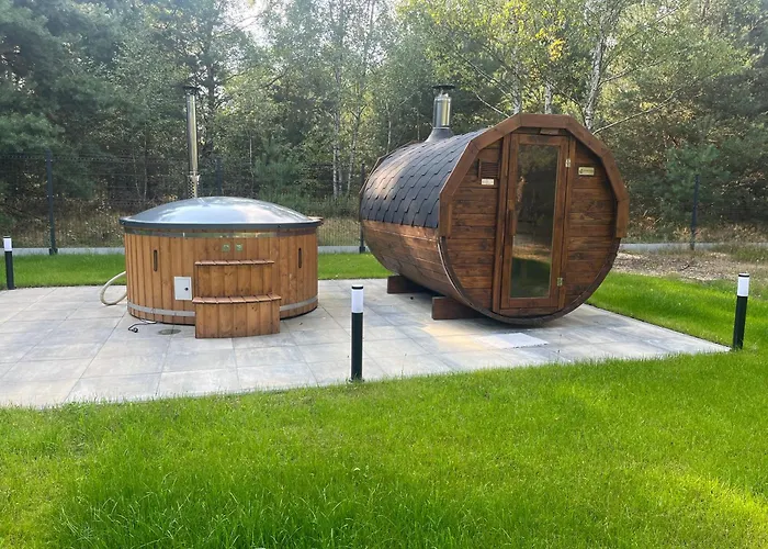 Dom Na Krancu Lasu بيت للعطل