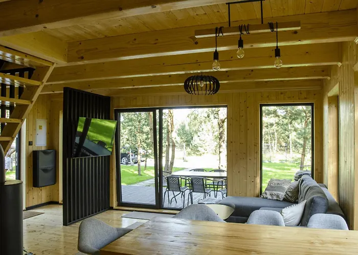 Dom Na Krancu Lasu بيت للعطل Ostrowy nad Oksza