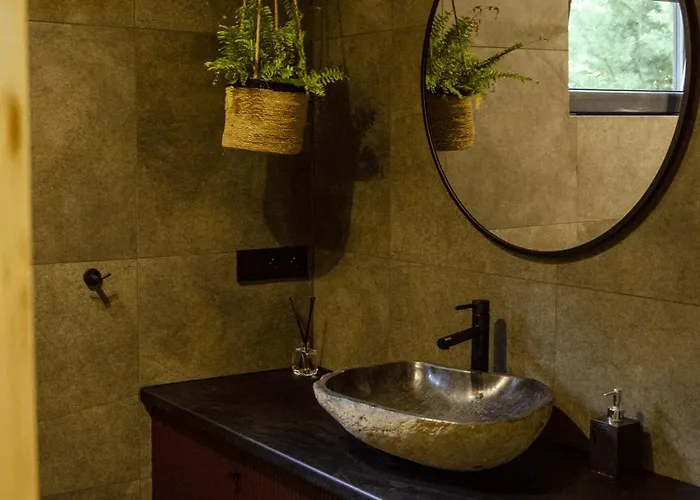 Dom Na Krancu Lasu بيت للعطل *