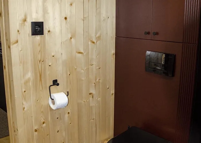 Dom Na Krancu Lasu بيت للعطل Ostrowy nad Oksza